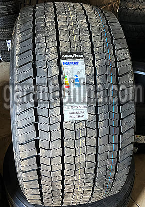 Goodyear UrbanMax MCD Traction (приводная) 455/45 R22.5 166J 20PR - Фото реального протектора с этикеткой